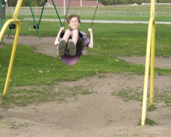 20030920-3033-Thomas-Swinging-1280x1024