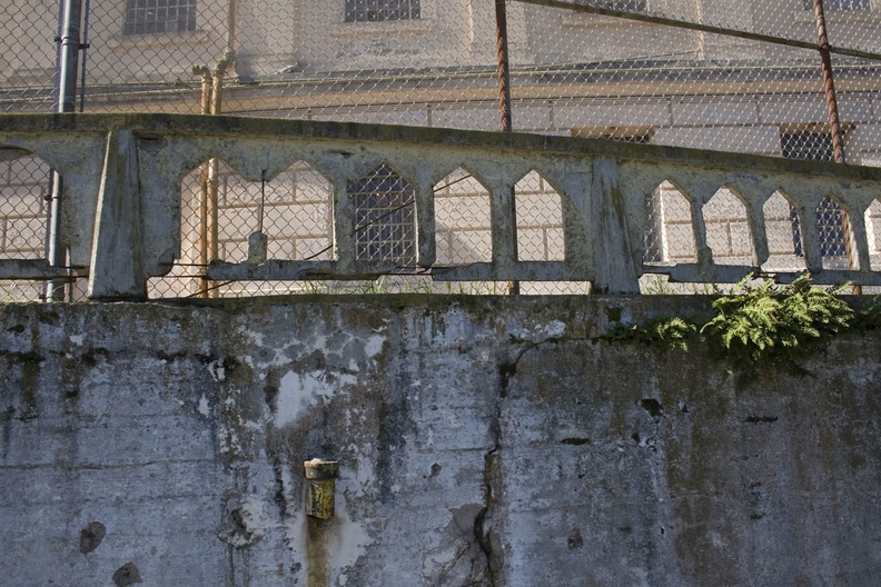 307-9023-SF-Alcatraz-Old-Wall.jpg