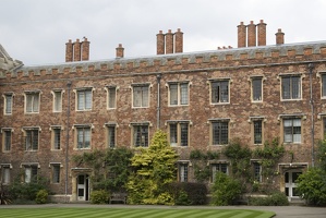 310-8373 Cambridge: Queens' College: Roofline