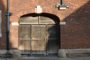 310-8474 Cambridge Doorway