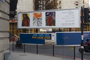 310-9281 London: Billboard