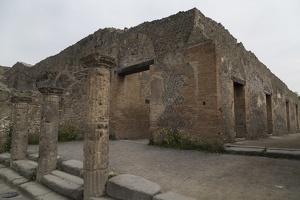 407-3770 IT - Pompeii