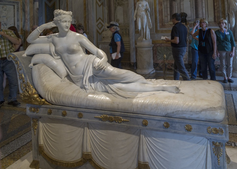 407-6474 IT - Roma - Galleria Borghese - Canova - Paolina Borghese Bonaparte as Venus Victrix.jpg