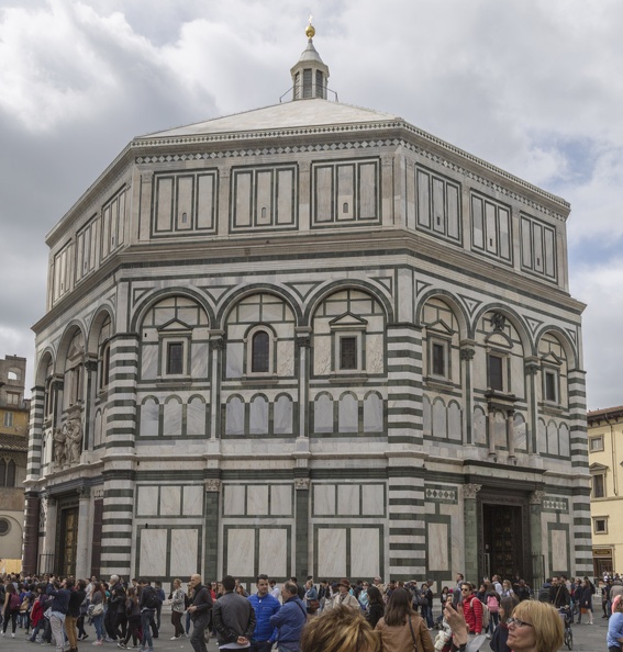 408-2694 IT - Firenze - Baptistery of St. John, Piazza del Duomo.jpg