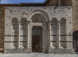 408-4398 IT - San Gimignano