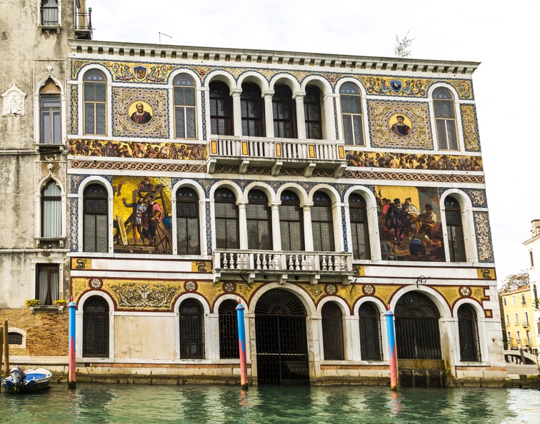 408-6099 IT - Venezia - Canal Grande - Palazzo Da Mula Morosini.jpg