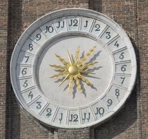 408-7368 IT - Venezia - Clock Face on the Tower of Chiesa dei Santi Apostoli di Cristo