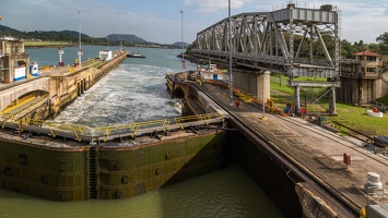 410-4006 Panama Canal - Drawbridge at Miraflores Locks