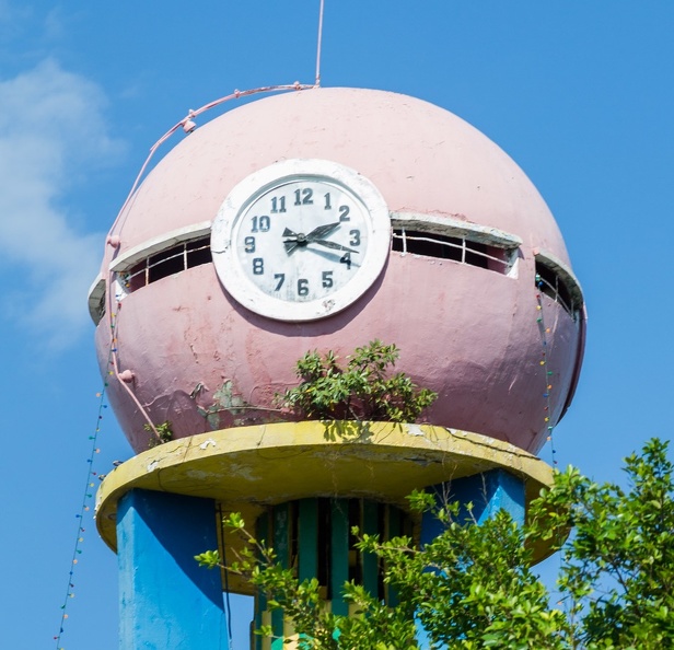 410-6167 Nicaragua - Corinto - Clock tower.jpg