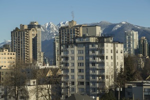 409-3032 Vancouver and Mountains