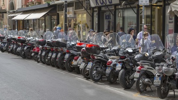 407-4464 IT - Sorrento - Corso Italia Motorcycles