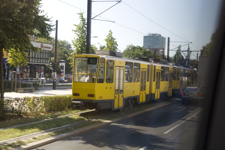 311-1447-Berlin-Trolley.jpg