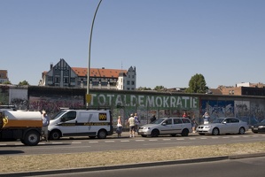 311-1479 Berlin Wall