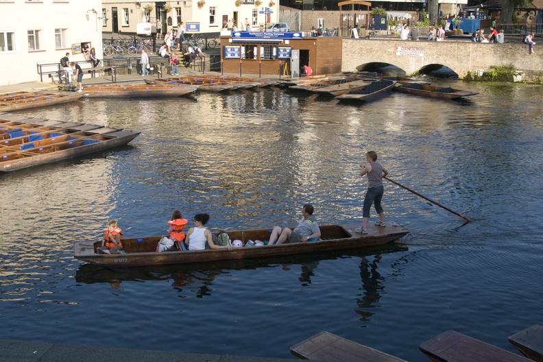 310-8452-Cambridge-Rowing-on-the-River-Cam.jpg