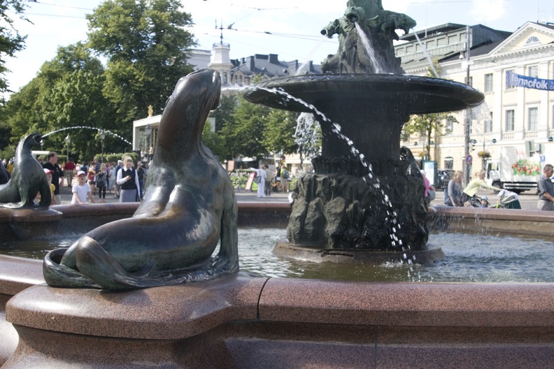 311-3354-Helsinki-Havis-Amanda-Fountain.jpg