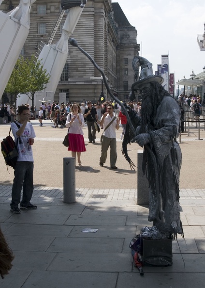 310-8577-London-Statue-Mimes.jpg