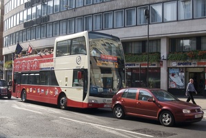 310-9110 - London Bus