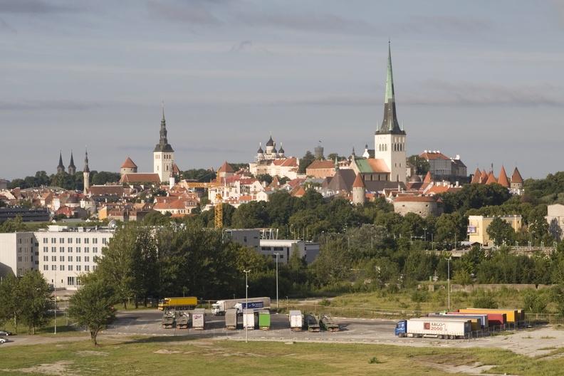311-5911-Tallinn-Old-City.jpg