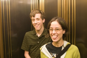 310-6293  Wisconsin Capitol - Lucy &amp; Thomas in Elevator