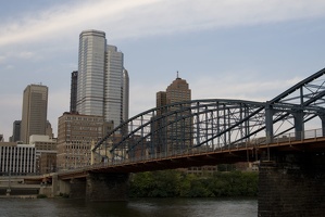 311-9982 Pittsburgh - Bridge