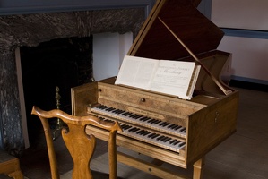 312-2123 Philadelphia - Independence Hall - Long Gallery Harpsichord