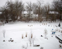 20030122-0768-Pool-Snowbound-1280x1024