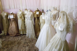 106_1977_Hiawatha_Museum_Wedding_Dresses.jpg