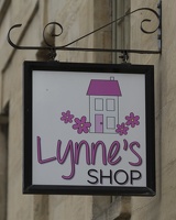 404-2102 Cotswolds - Burford - Lynne's Shop
