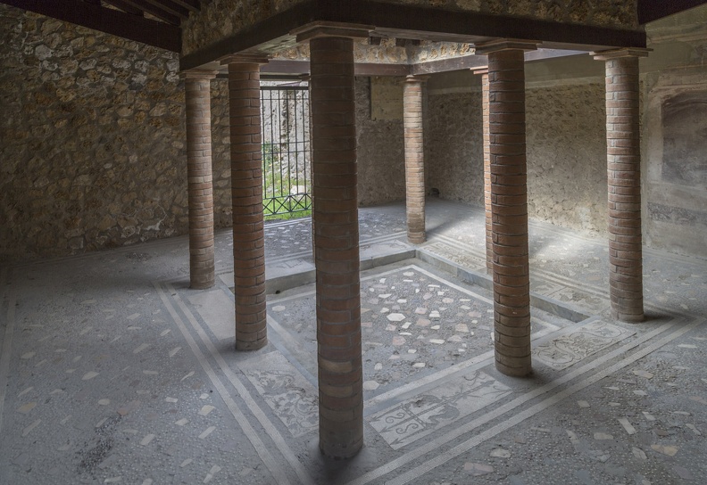 407-3949 IT - Pompeii - Villa.jpg