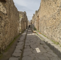 407-4100 IT - Pompeii Alley