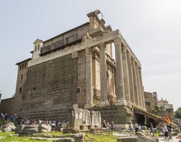 407-6110 IT - Roma - Antoninus and Faustina Temple