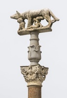 408-1638 IT - Siena - She Wolf and Romulus and Remus