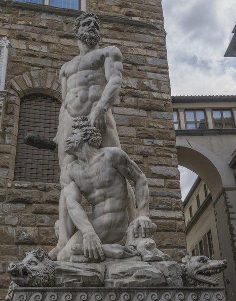408-2991 IT - Firenze - Palazzo Vecchio - Bandinelli - Hercules and Cacus 1525-34.jpg