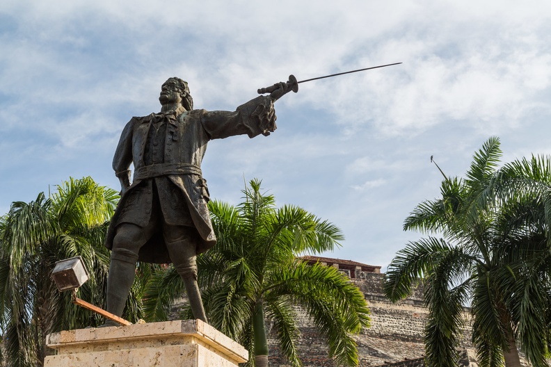 410-2589 Cartagena - True British Heros Took Carthagena.jpg