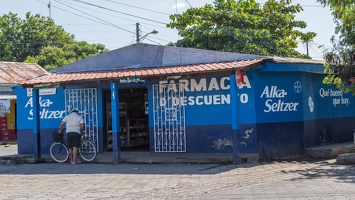 410-5885 Nicaragua - Corinto Farmacia