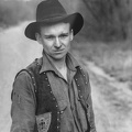 409-2765 VMA - Walker Evans, Untitled, Hitchhiker, vicinity Vicksburg, Mississippi, 1936